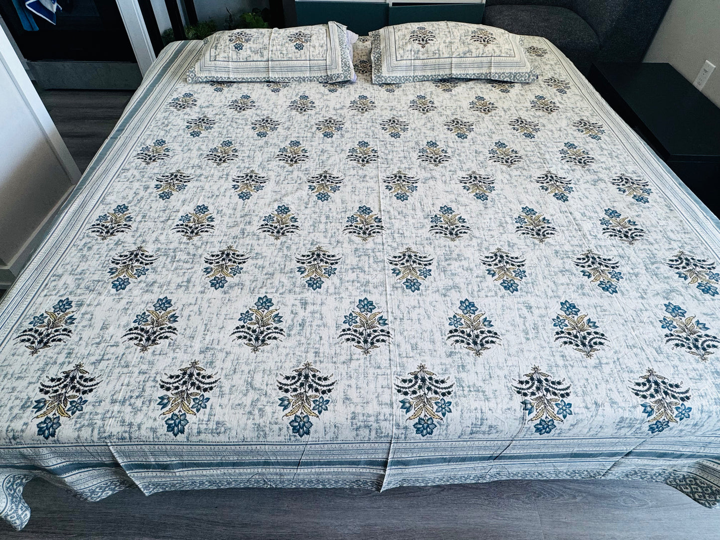 Hand-Block Printed Cotton Queen Bedsheet – Jaipur Floral Paisley | Aayamora