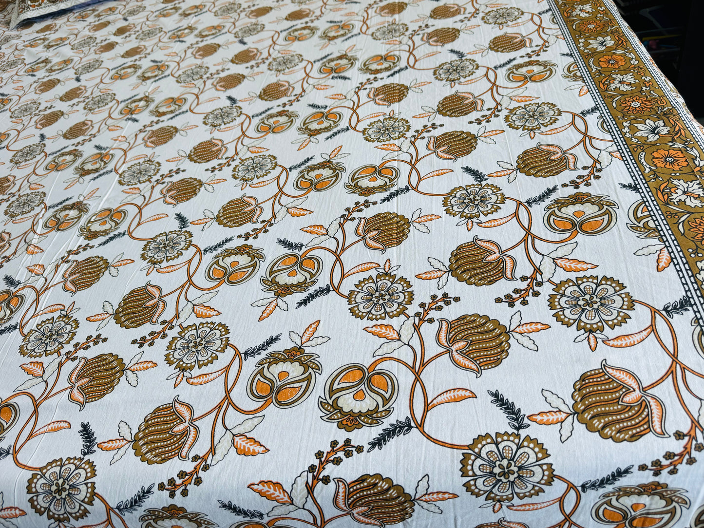 Hand-Block Printed Cotton Queen Bedsheet – Elephant Motif | Aayamora