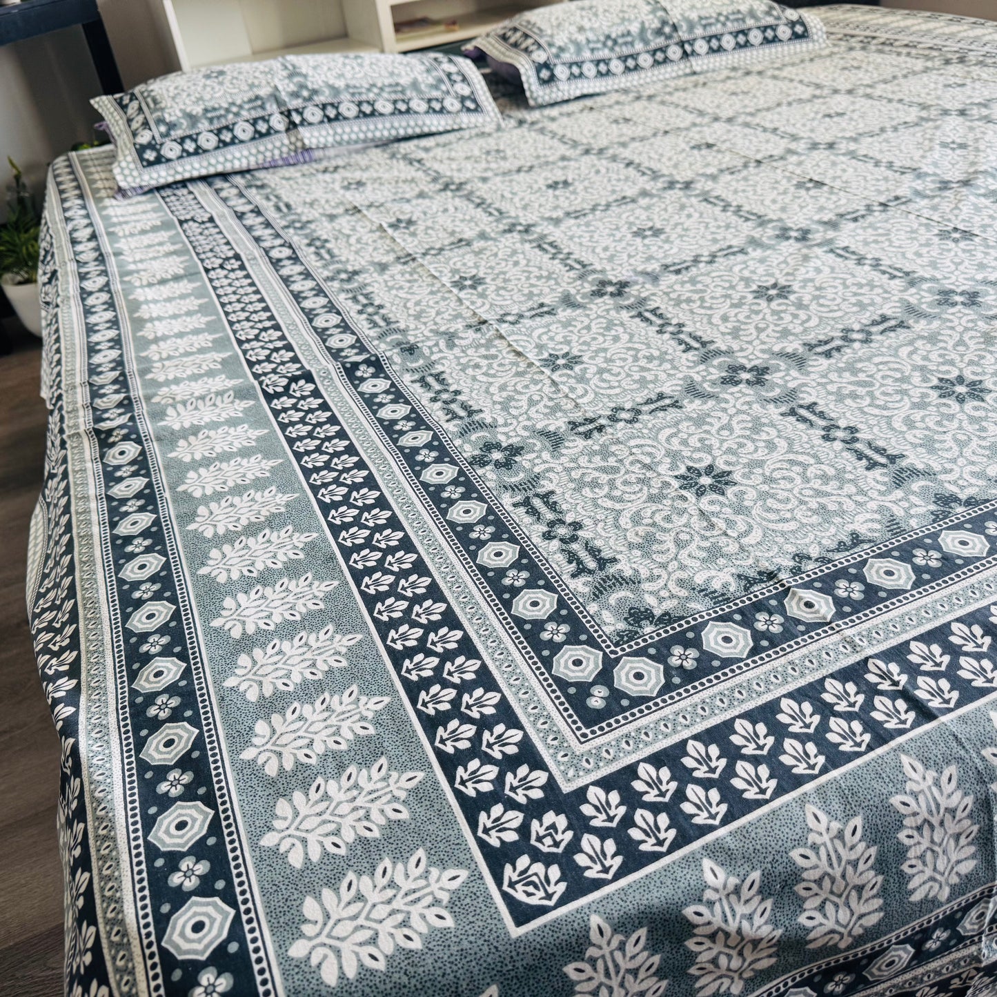Hand-Block Printed Cotton Queen Bedsheet – Teal Floral Lattice | Aayamora
