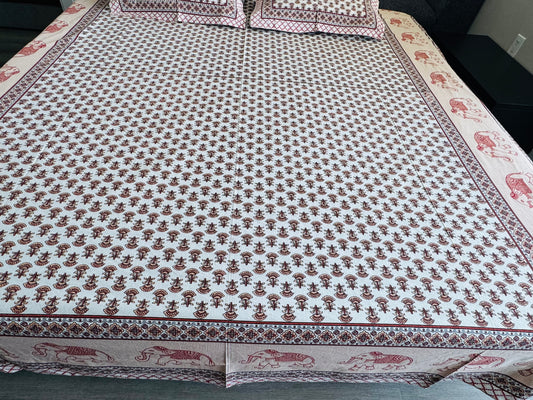 Hand-Block Printed Cotton Queen Bedsheet – Maroon Booti Print | Aayamora