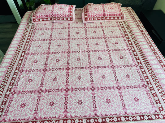 Hand-Block Printed Cotton Queen Bedsheet – Pink Floral Lattice | Aayamora
